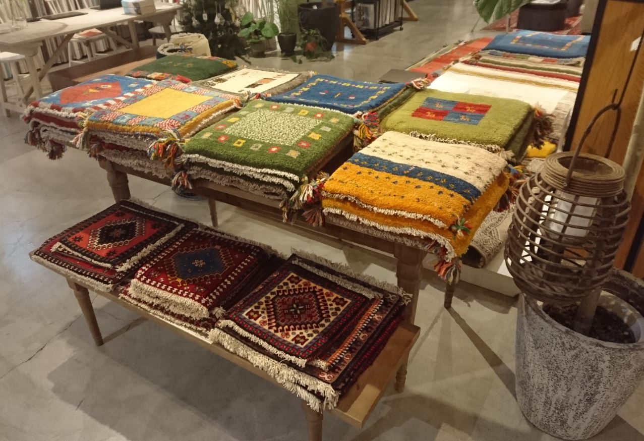 秋のラグ展 カーナ高知のインテリア ライフスタイルショップ（CARNA）